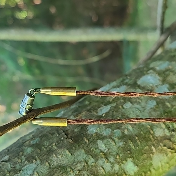 Butterfly necklace - Picture 10 of 10